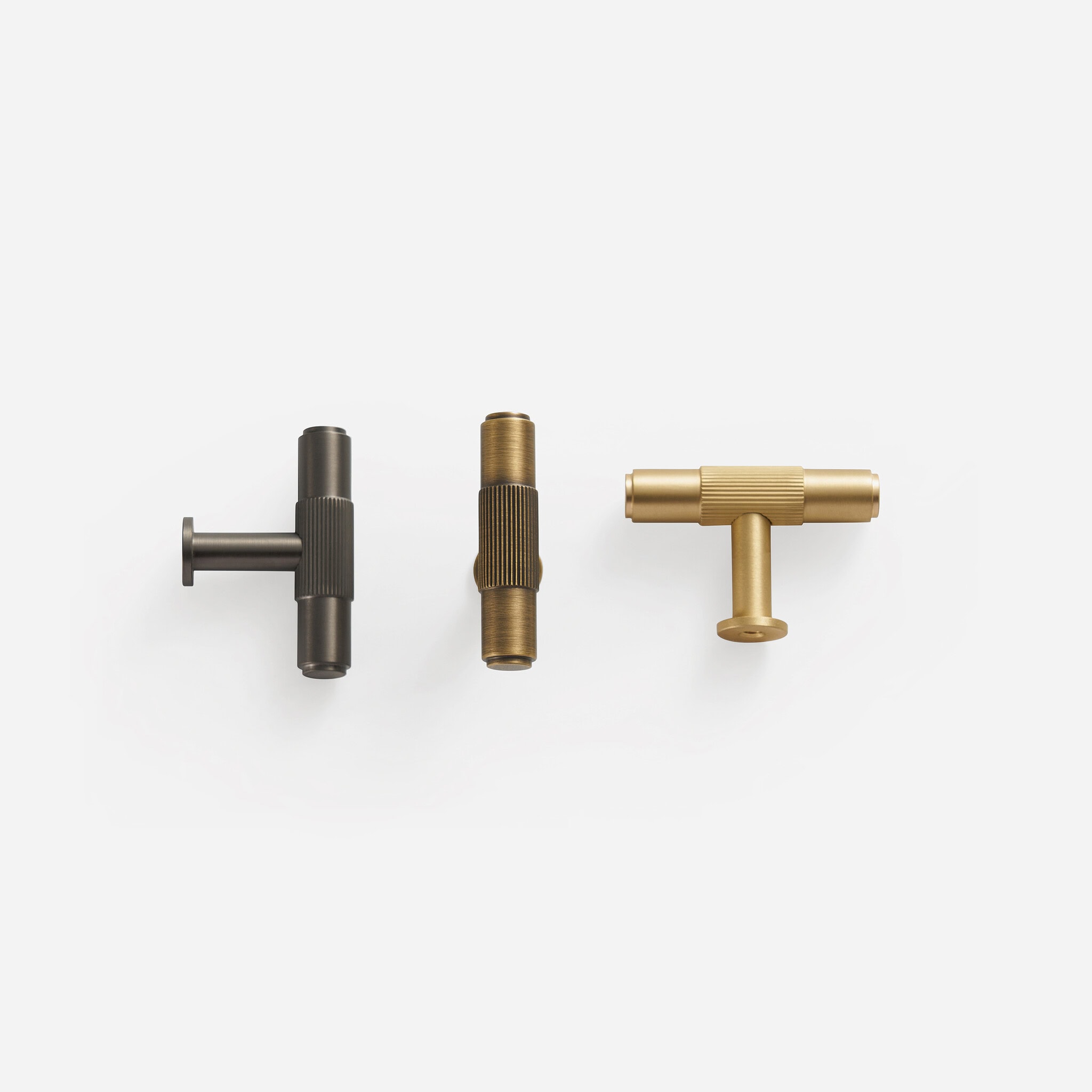 Avila - Matte Brass Knob - 19mm