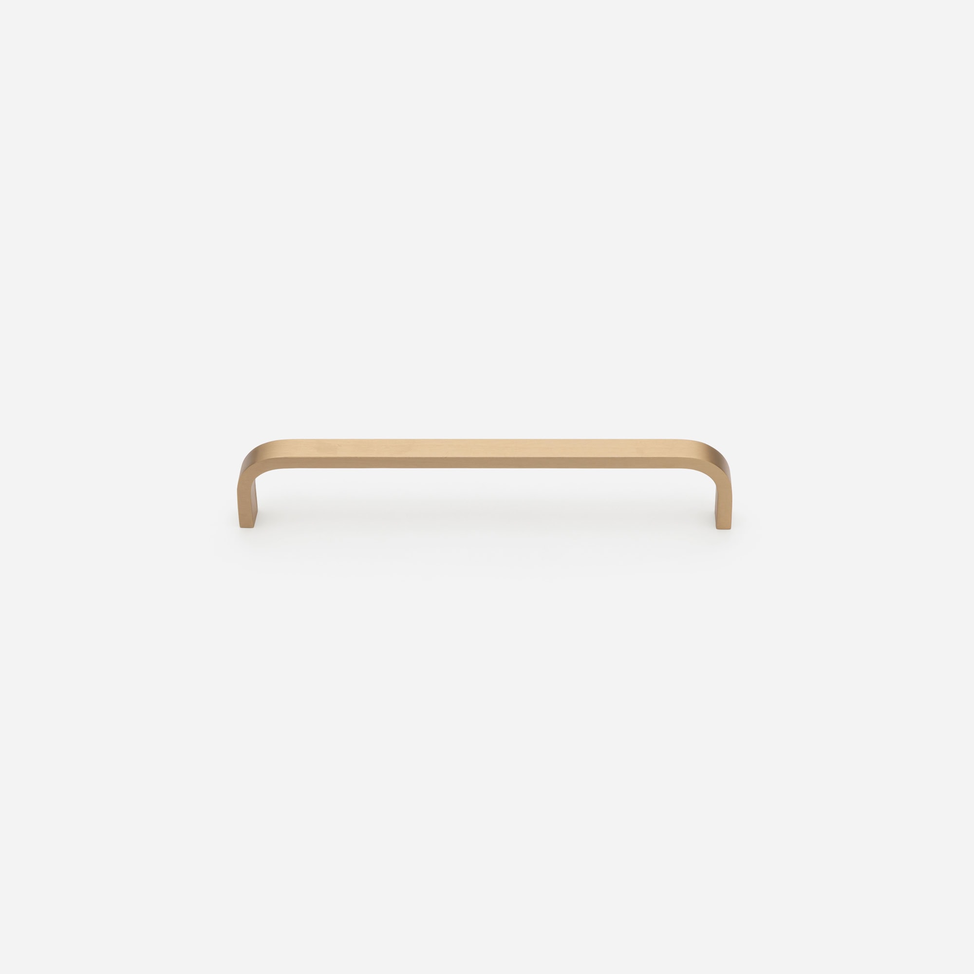 I51A5255 Mati - Matte Brass Handle - Architectural Hardware - Matte Brass Handle
